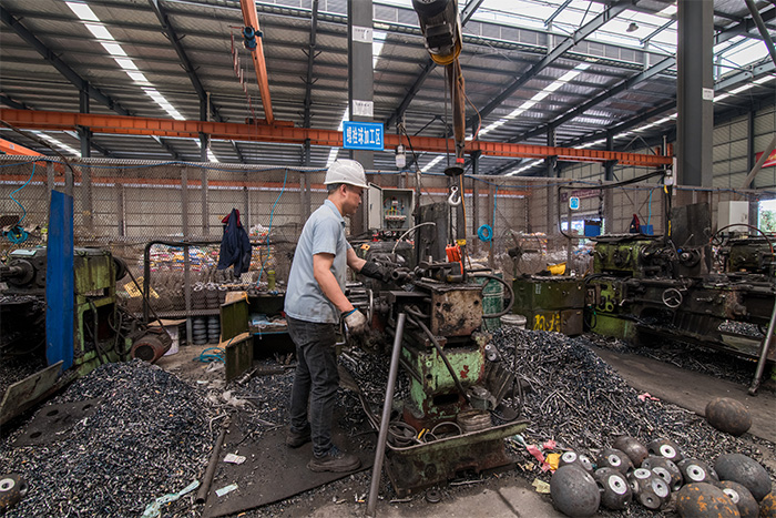 遵化网架配件-螺栓球加工车间